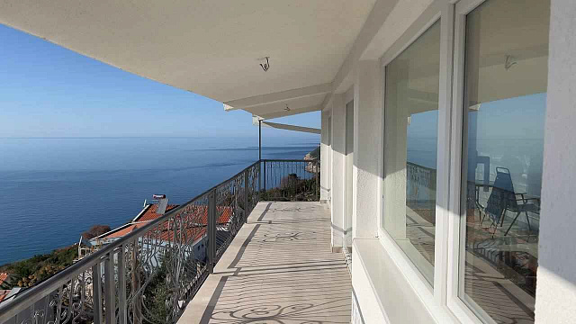 Apartments with panoramic sea views in Dobra Voda — photo 23